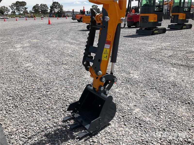 Vicsec 13D Miniexcavadora (Sin Usar) / Mini Excavator (Un Minibagger < 7t