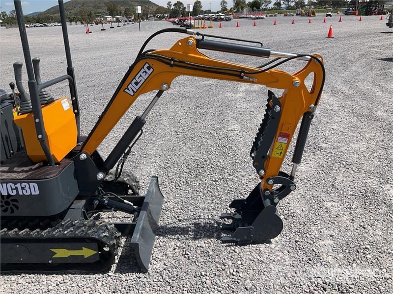 Vicsec 13D Miniexcavadora (Sin Usar) / Mini Excavator (Un Minibagger < 7t
