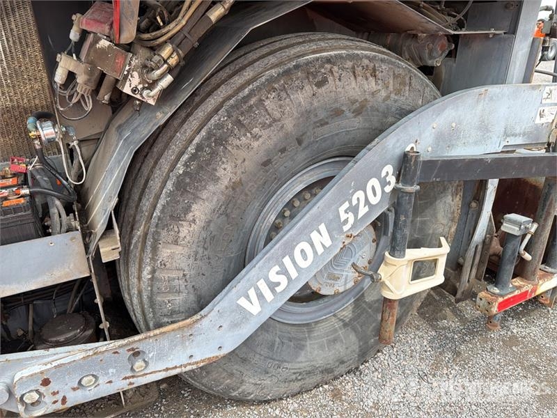 Vögele Vision 5203-2 Strassenfertiger