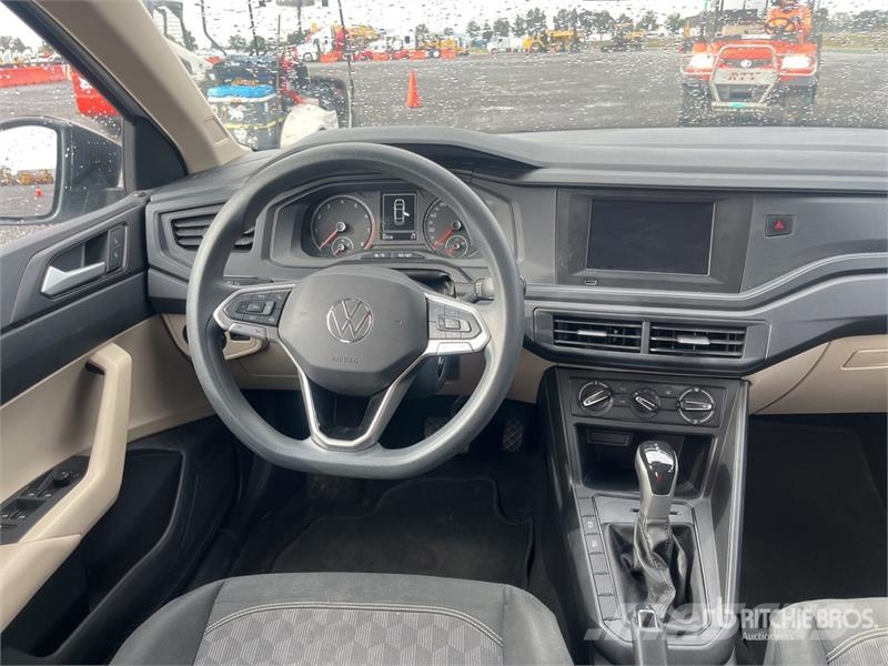 Volkswagen VIRTUS Automovil / Automobile Automobili