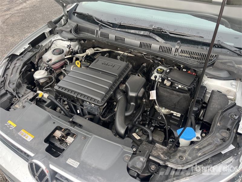 Volkswagen VIRTUS Automovil / Automobile Automobili