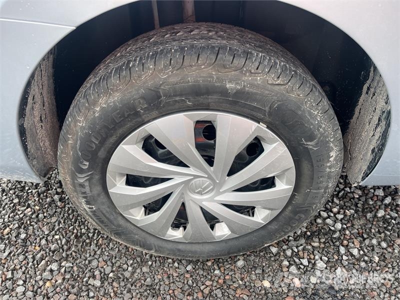 Volkswagen VIRTUS Automovil / Automobile Automobili
