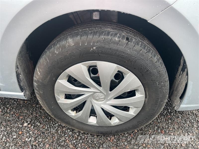 Volkswagen VIRTUS Automovil / Automobile Automobili