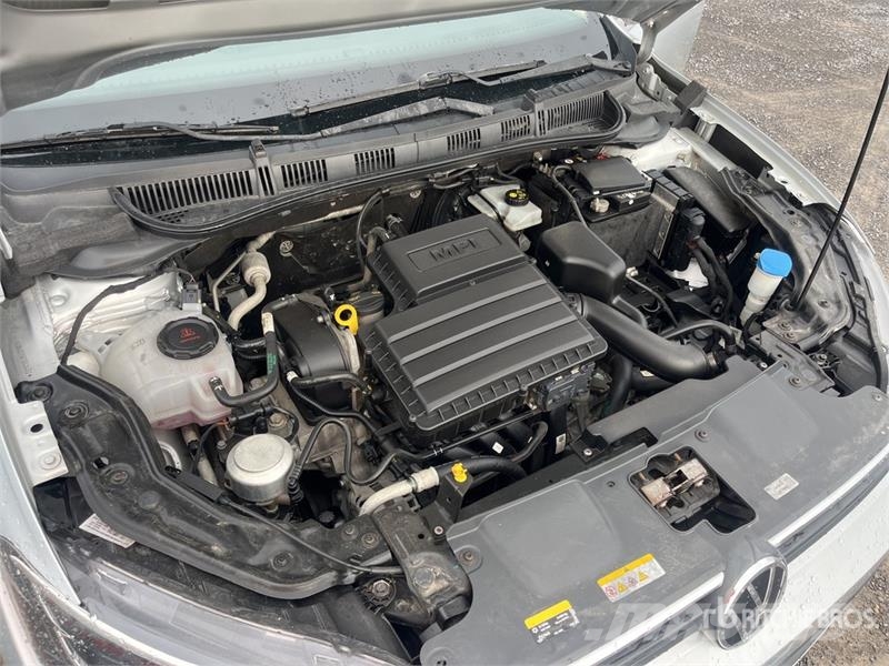 Volkswagen VIRTUS Automovil / Automobile Automobili