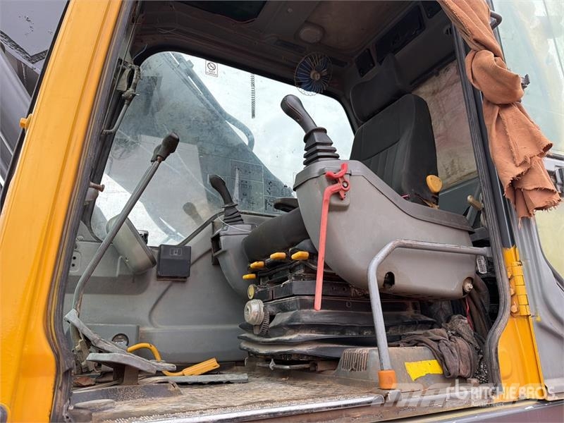 Volvo EC 330 BLC Excavadora Hidraulica / Tracked Excavat حفارات زحافة