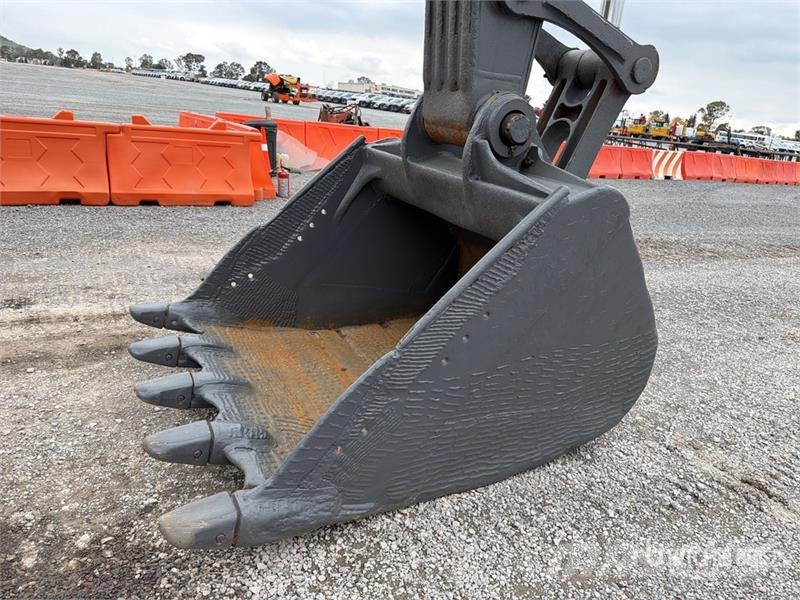 Volvo EC 330 BLC Excavadora Hidraulica / Tracked Excavat حفارات زحافة