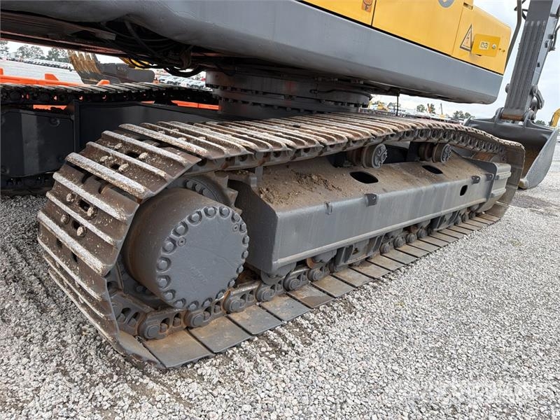 Volvo EC 330 BLC Excavadora Hidraulica / Tracked Excavat حفارات زحافة