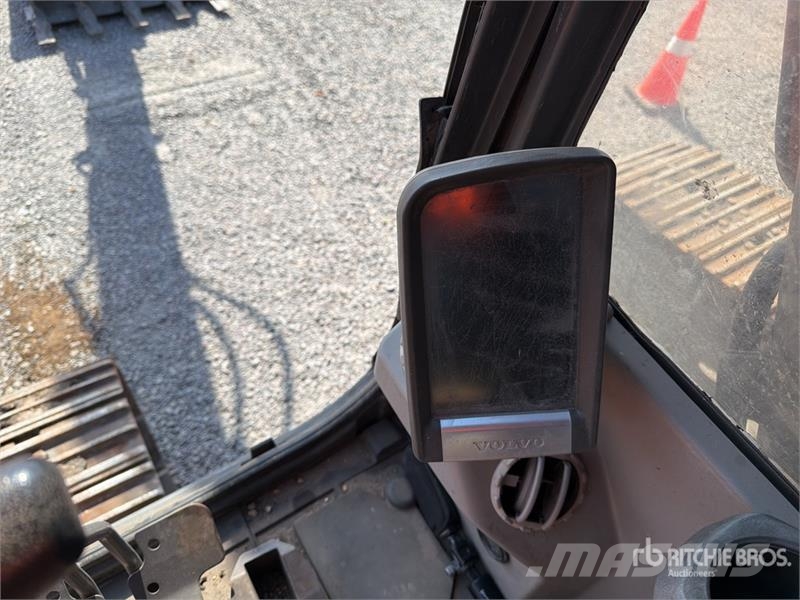 Volvo EC210DL Excavadora Hidraulica / Tracked Excavator Raupenbagger