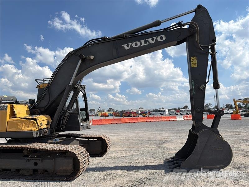Volvo EC210DL Excavadora Hidraulica / Tracked Excavator Raupenbagger