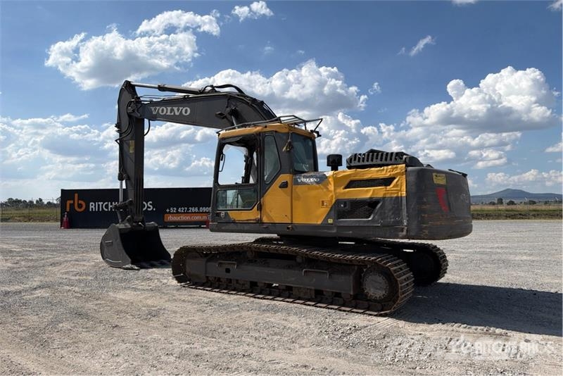 Volvo EC210DL Excavadora Hidraulica / Tracked Excavator Raupenbagger