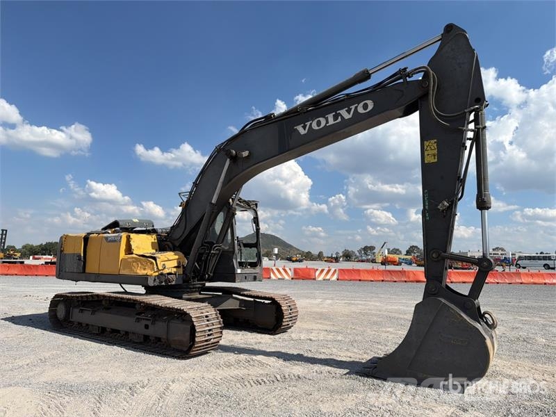 Volvo EC210DL Excavadora Hidraulica / Tracked Excavator Bandgrävare
