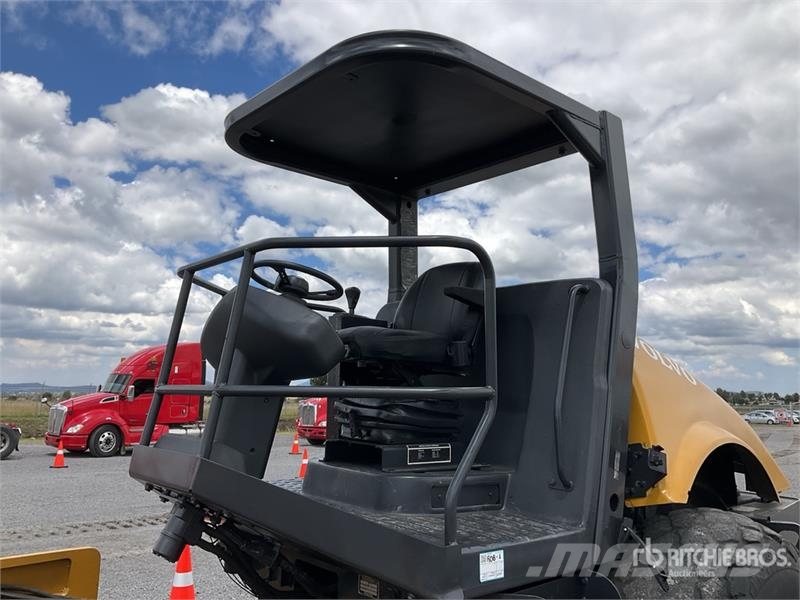Volvo SD100F Rodillo / Smooth Drum Compactor Rodillos de un solo tambor