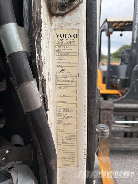 Volvo VNL64T300 Camiones tractor