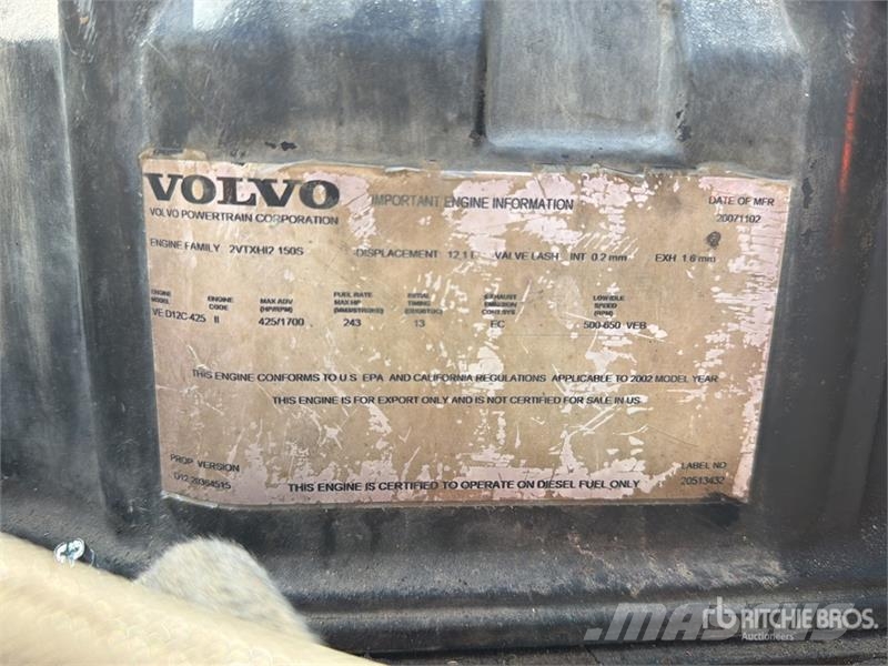 Volvo VNL64T430 6x4 Tractocamion / T/A Sleeper Truck Tra Tegljači
