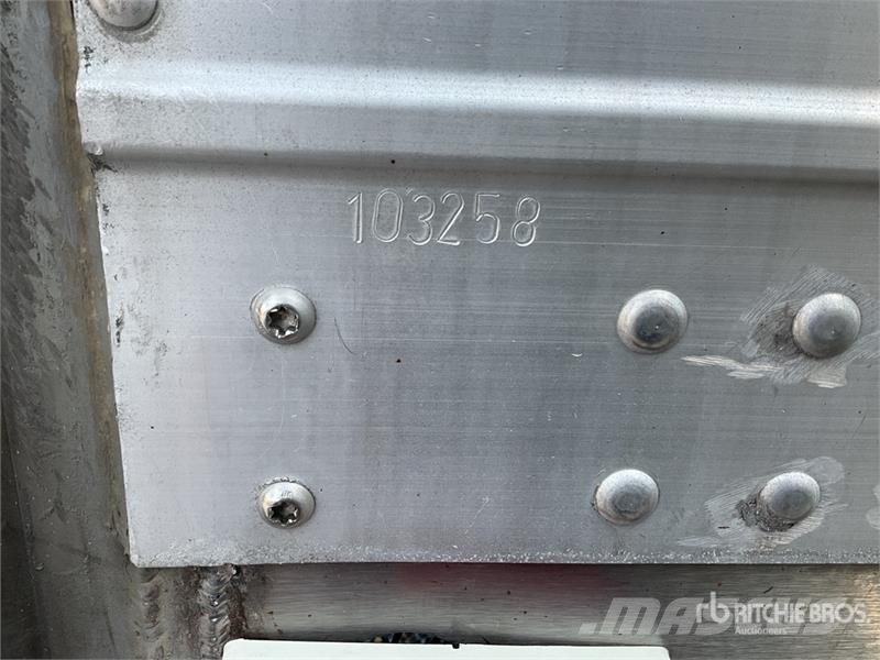 Wabash 40 ft x 102 in T/A Caja Refrigerada / Refrigerated Напівпричепи-рефрижератори