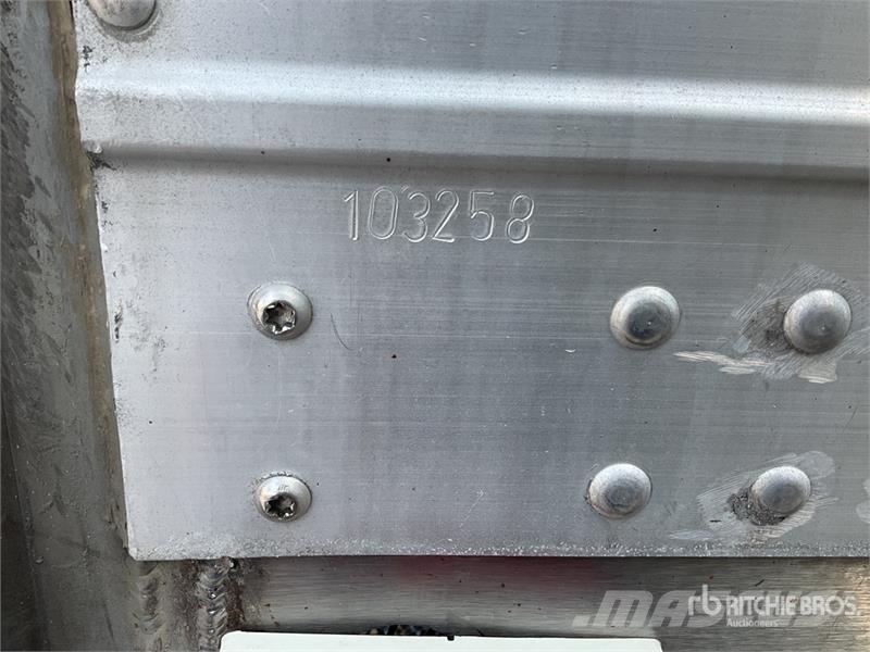 Wabash 40 ft x 102 in T/A Caja Refrigerada / Refrigerated Напівпричепи-рефрижератори