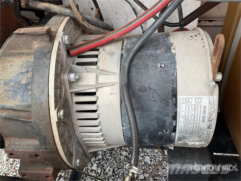 Wacker LTC-4L Fénytornyok