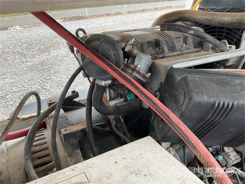 Wacker LTC-4L Fénytornyok