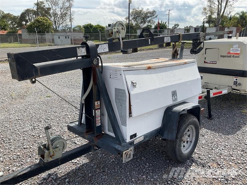 Wacker LTC-4L Fénytornyok