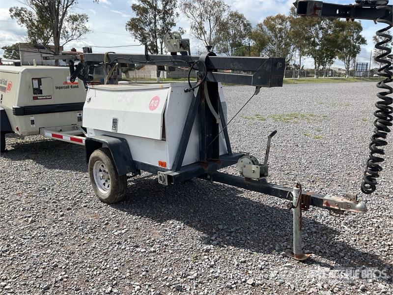 Wacker LTC-4L Fénytornyok