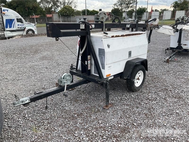 Wacker LTC-4L Fénytornyok