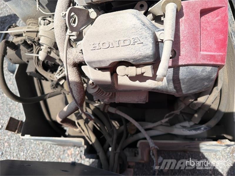 Wacker RD12A مداحل ثنائية الاسطوانة