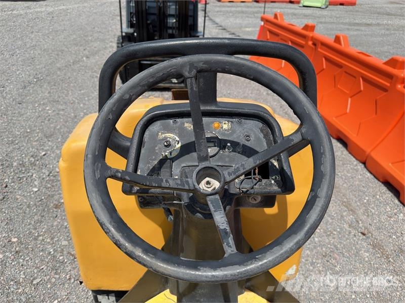 Wacker RD12A مداحل ثنائية الاسطوانة