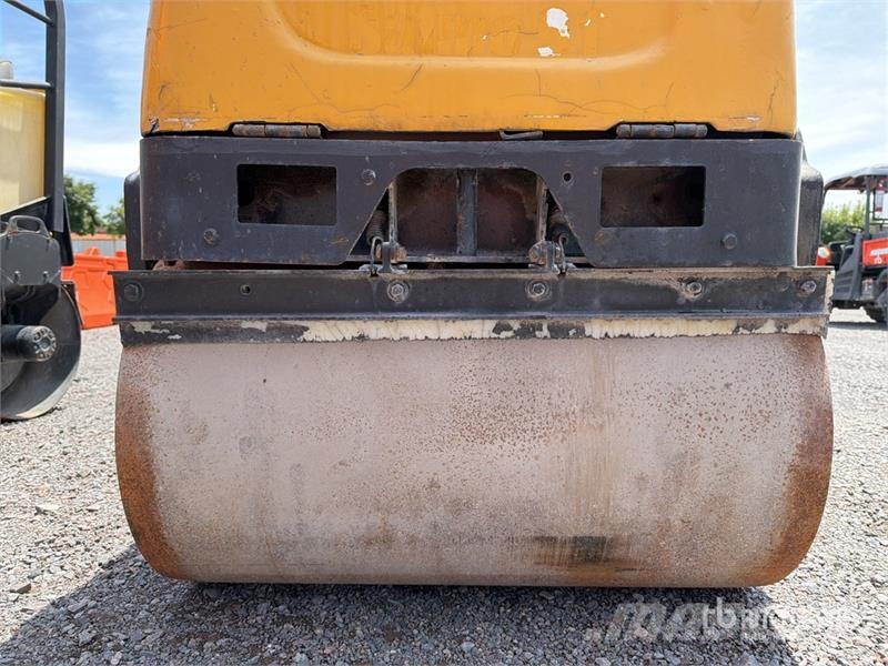 Wacker RD12A مداحل ثنائية الاسطوانة