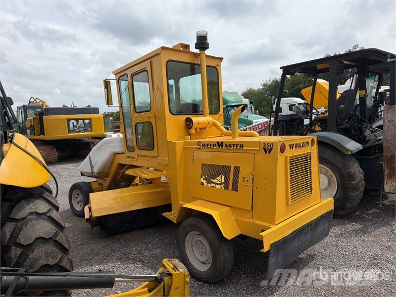 WALDON SM250 Balayeuse / Autolaveuse