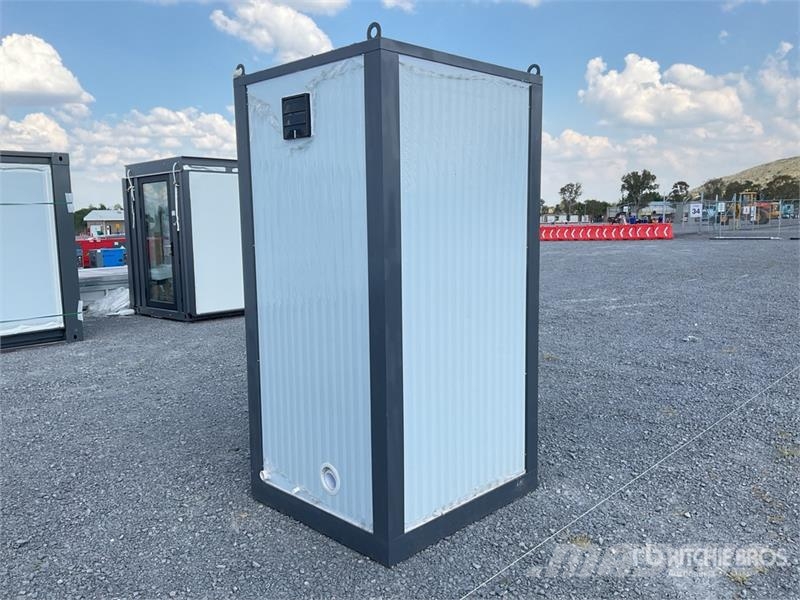  WC-1 3 ft 8 in x 3 ft 11 in 1 Person Skid-Mounted  مكونات أخرى