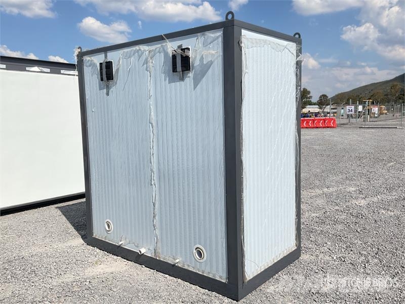  WC-2 7 ft 3 in x 3 ft 11 in 2 Person Skid-Mounted  مكونات أخرى