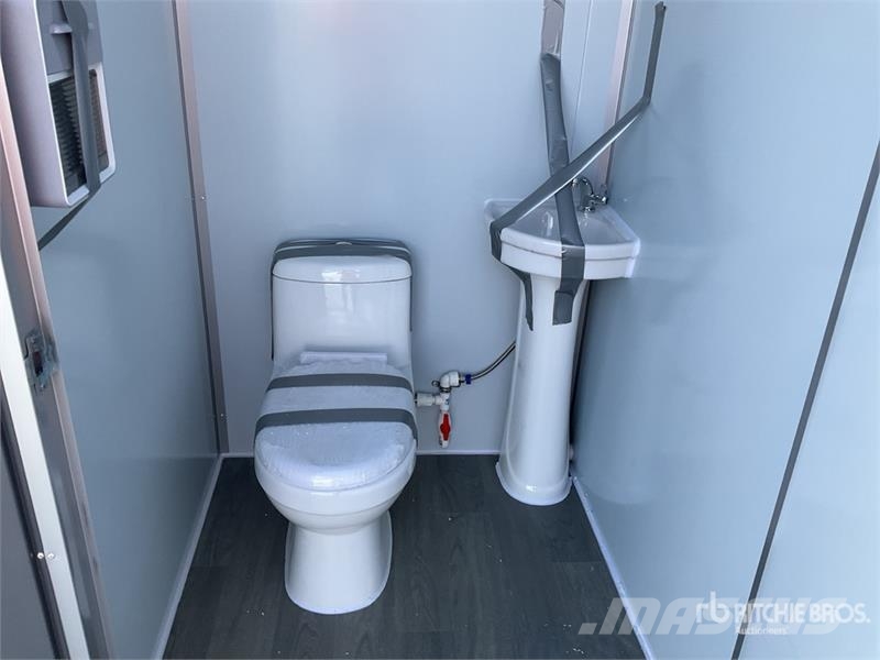  WC-2 7 ft 3 in x 3 ft 11 in 2 Person Skid-Mounted  مكونات أخرى