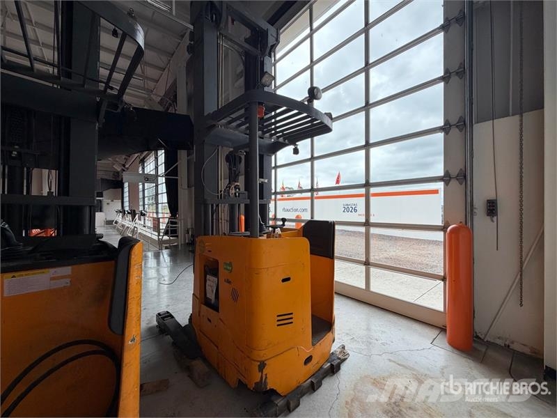 Xilin CQDH20C 3500 lb Montacargas Electrico (INOPERABLE) Skjutstativtruck