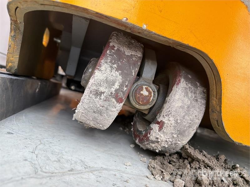 Xilin CQDH20C 3500 lb Montacargas Electrico (INOPERABLE) Skjutstativtruck
