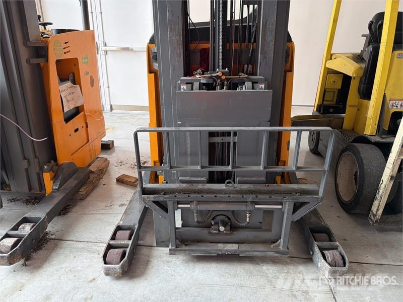 Xilin CQDH20C 3500 lb Montacargas Electrico (INOPERABLE) Skjutstativtruck