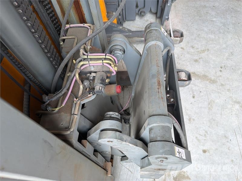 Xilin CQDH20C 3500 lb Montacargas Electrico (INOPERABLE) Skjutstativtruck