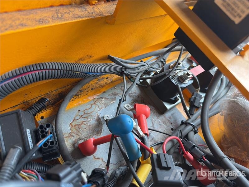 Xilin CQDH20C 3500 lb Montacargas Electrico (INOPERABLE) Skjutstativtruck