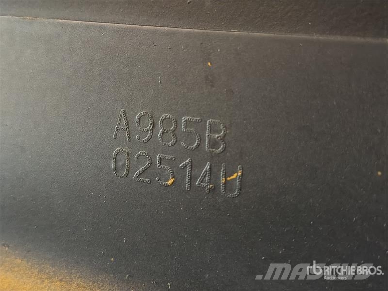 Yale ERP080VME80TE094 7950 lb Montacargas Electrico / E Akumulátorové vozíky