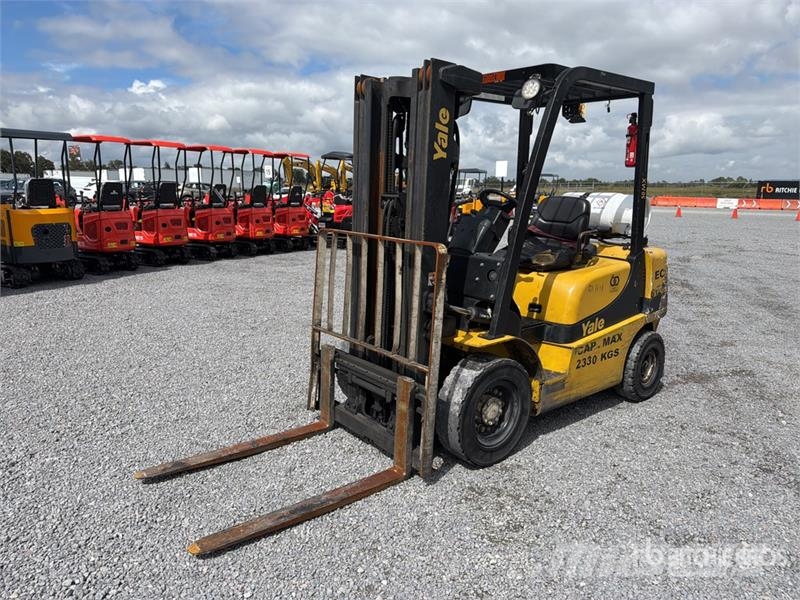 Yale GLP050MXE2120 5100 lb Cushion Tire Montacargas / F Другие складские механизмы