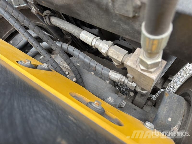Yale GLP050MXE2120 5100 lb Cushion Tire Montacargas / F Інше