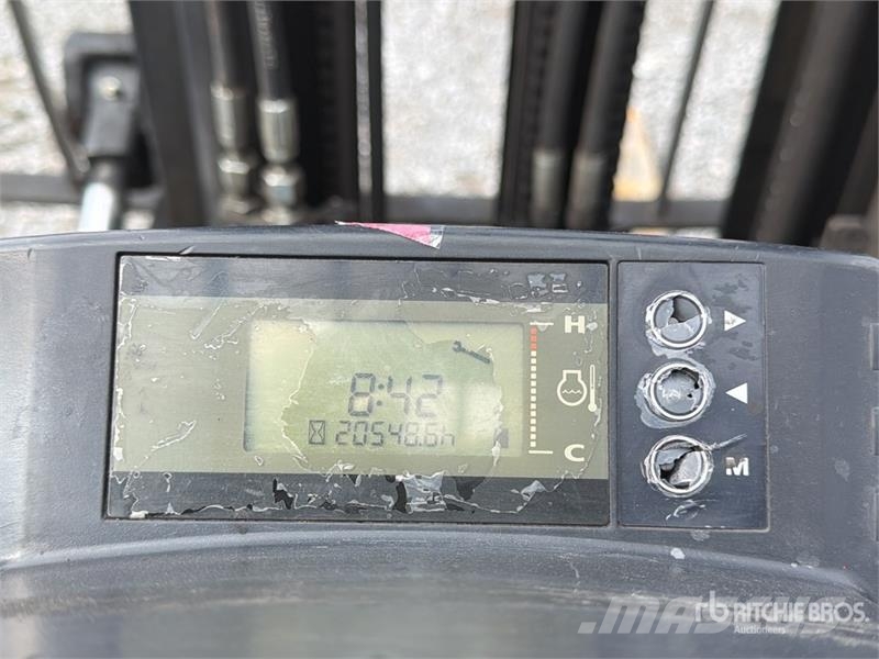 Yale GLP050MXE2120 5100 lb Cushion Tire Montacargas / F Другие складские механизмы