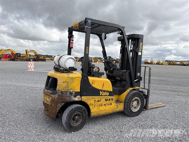 Yale GLP050MXE2120 5100 lb Cushion Tire Montacargas / F Другие складские механизмы