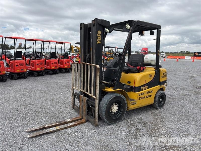 Yale GLP050MXE2120 5100 lb Cushion Tire Montacargas / F Інше
