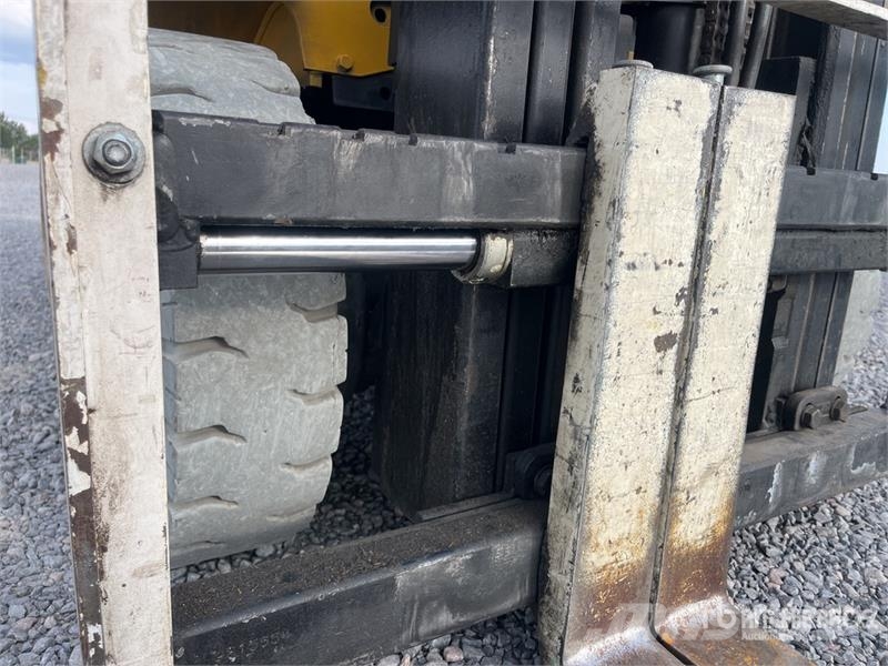 Yale GP050MX 4800 lb Cushion Tire Montacargas / Forklif شاحنات ذات رافعات شوكية - أخرى