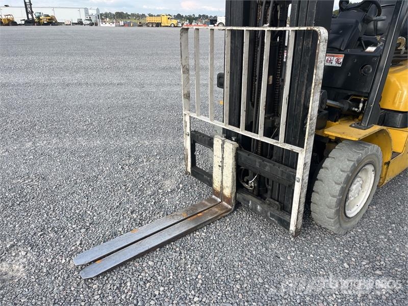 Yale GP050MX 4800 lb Cushion Tire Montacargas / Forklif شاحنات ذات رافعات شوكية - أخرى