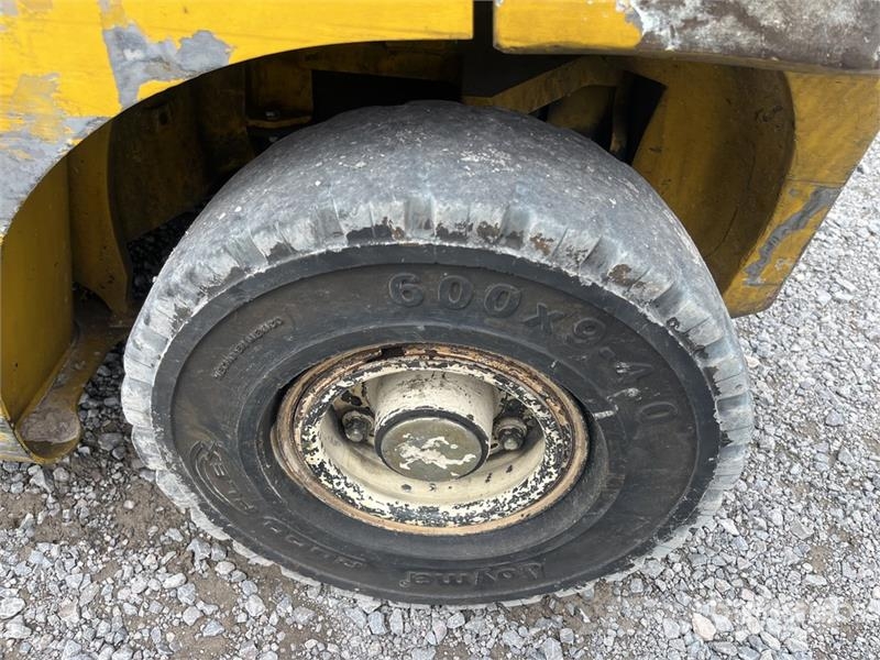 Yale GP050VXGTP050VXNEAE084 4800 lb Cushion Tire Montac Другие складские механизмы