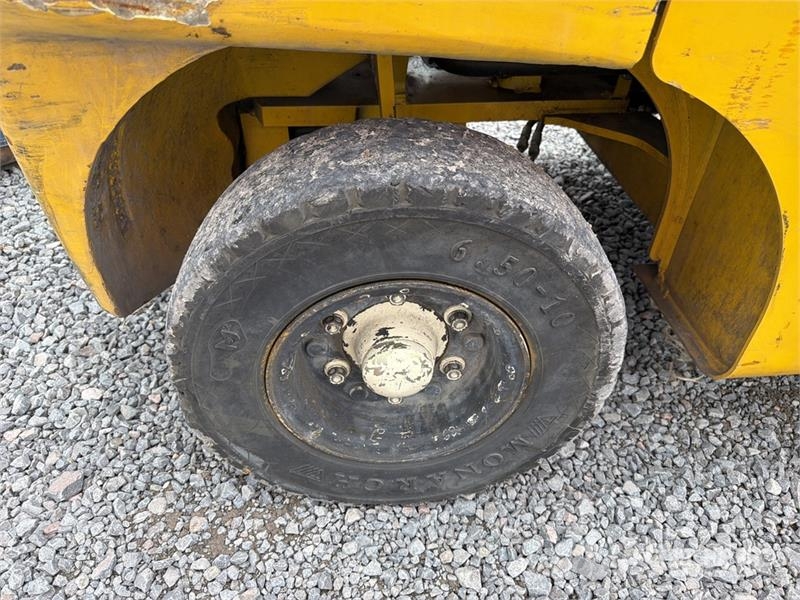 Yale GP060MX 5700 lb Cushion Tire Montacargas / Forklif Montacargas - otros