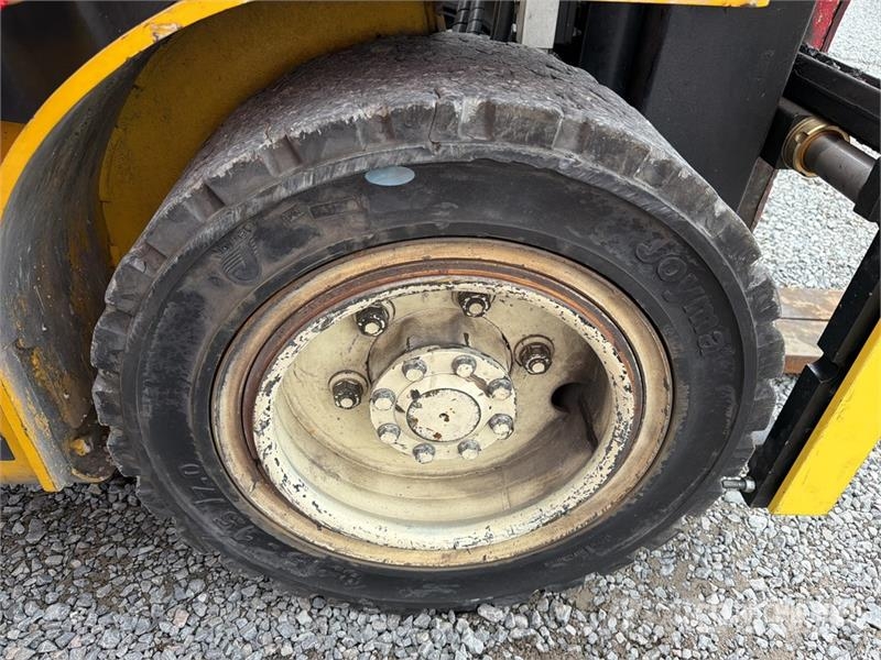 Yale GP060MX 5700 lb Cushion Tire Montacargas / Forklif Montacargas - otros