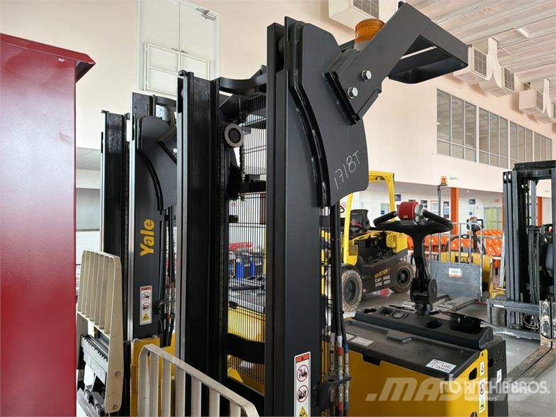 Yale MC10 2200 lb Apilador Electrico / Electric Stacker Самоходные электроштабелёры