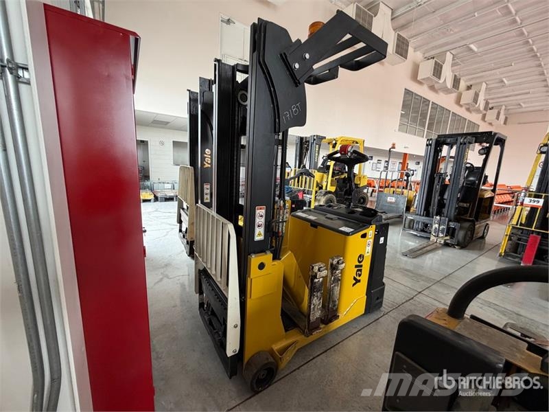 Yale MC10 2200 lb Apilador Electrico / Electric Stacker Самоходные электроштабелёры